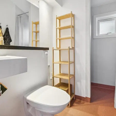 בית נופש 4 Bedroom In